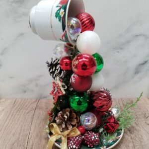 Floating Cup Holiday Centerpiece