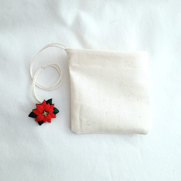 Fabric Reusable Tea Bag, Muslin Cotton Fabric, Poinsettia Button - Image 2