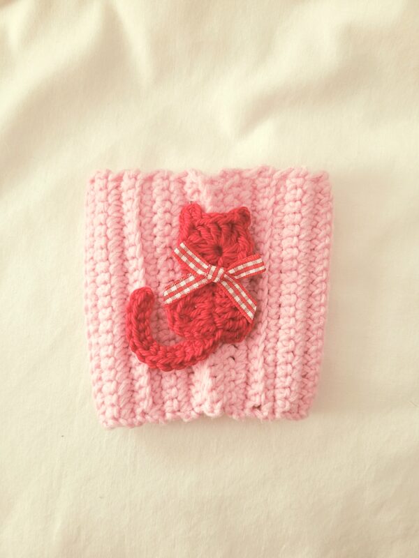 Cup Sleeve, Crochet - Pink with Red Cat - Image 3