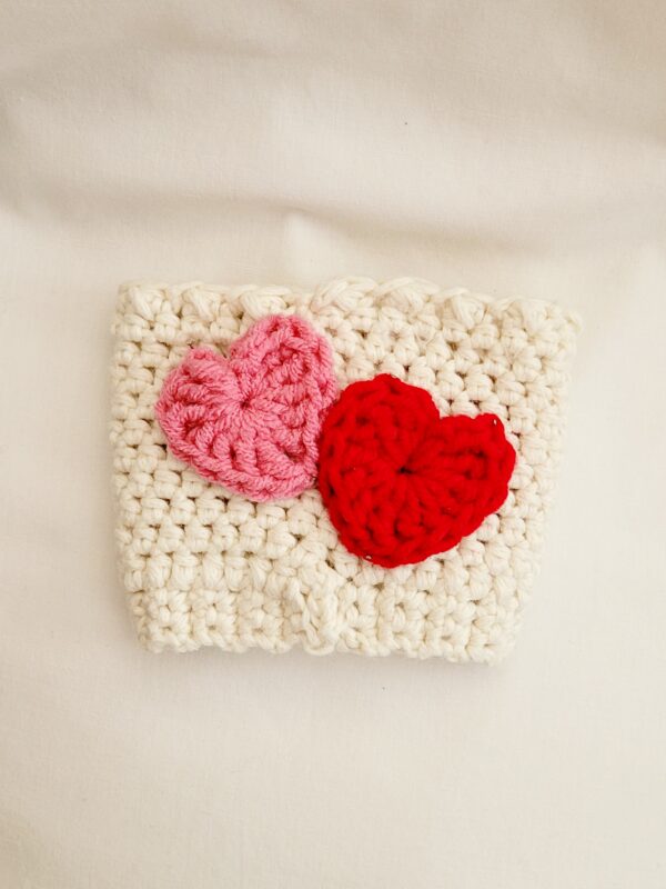 Cup Sleeve, Crochet - Cream with Pink and Red Hearts - Image 2