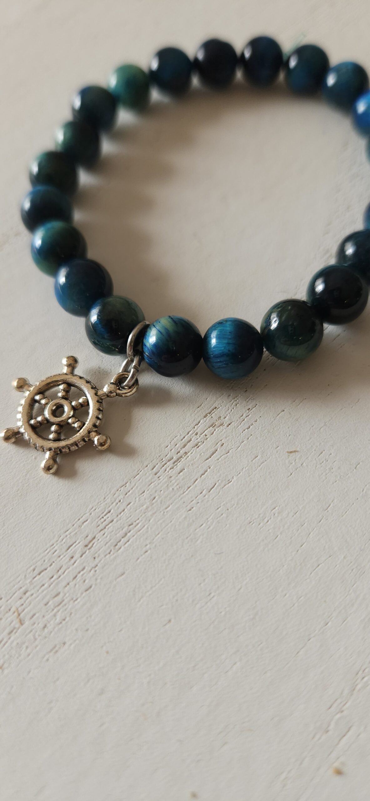 Aqua stretch beaded bracelet 2