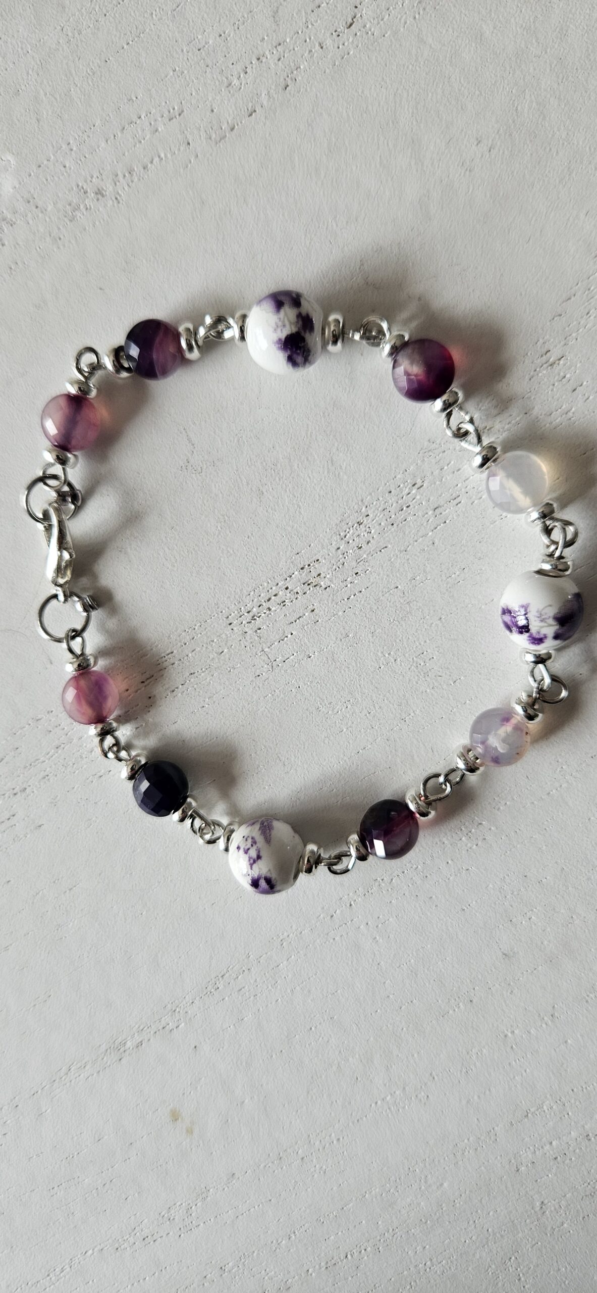 Glass and porcelain beaded purple bracelet 3