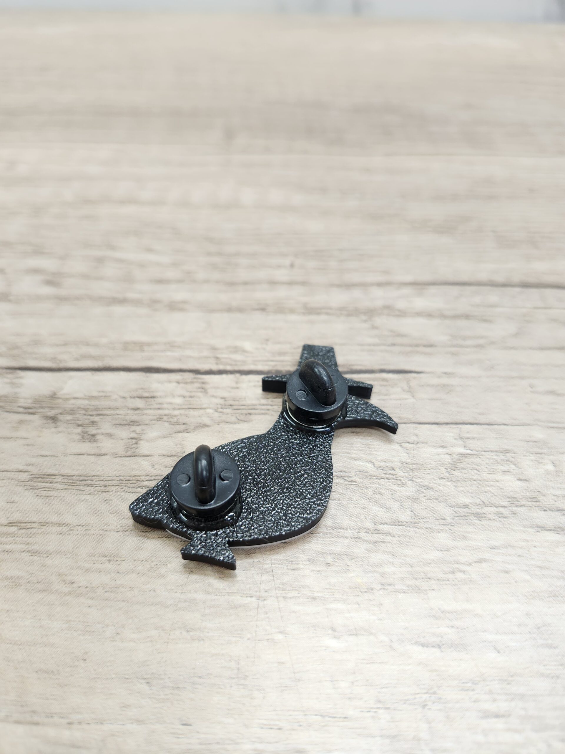 KPop Superstars Demon Magpie Pin - Image 3