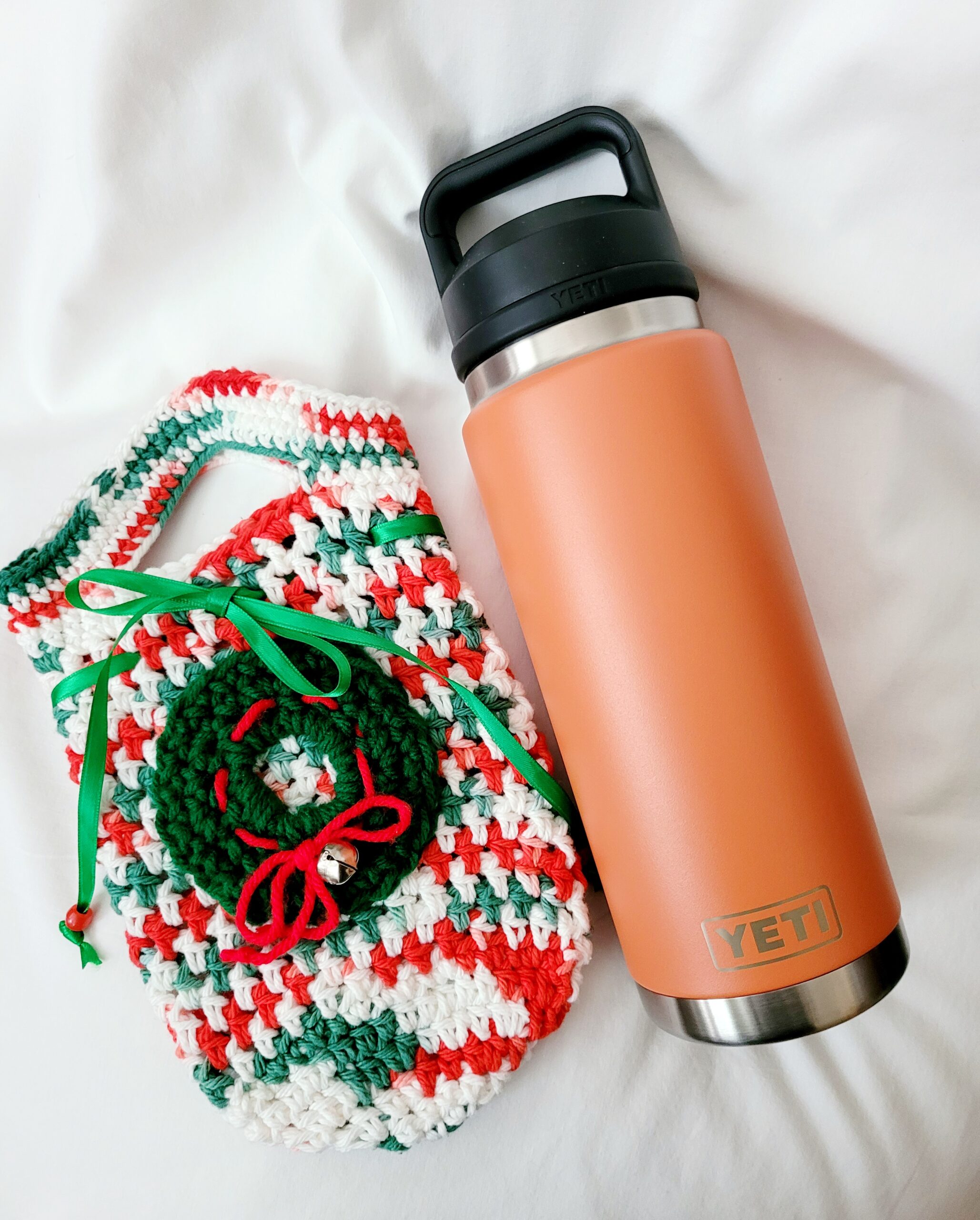 Crochet Gift Bag - Holiday with Green Crochet Wreath - Image 4