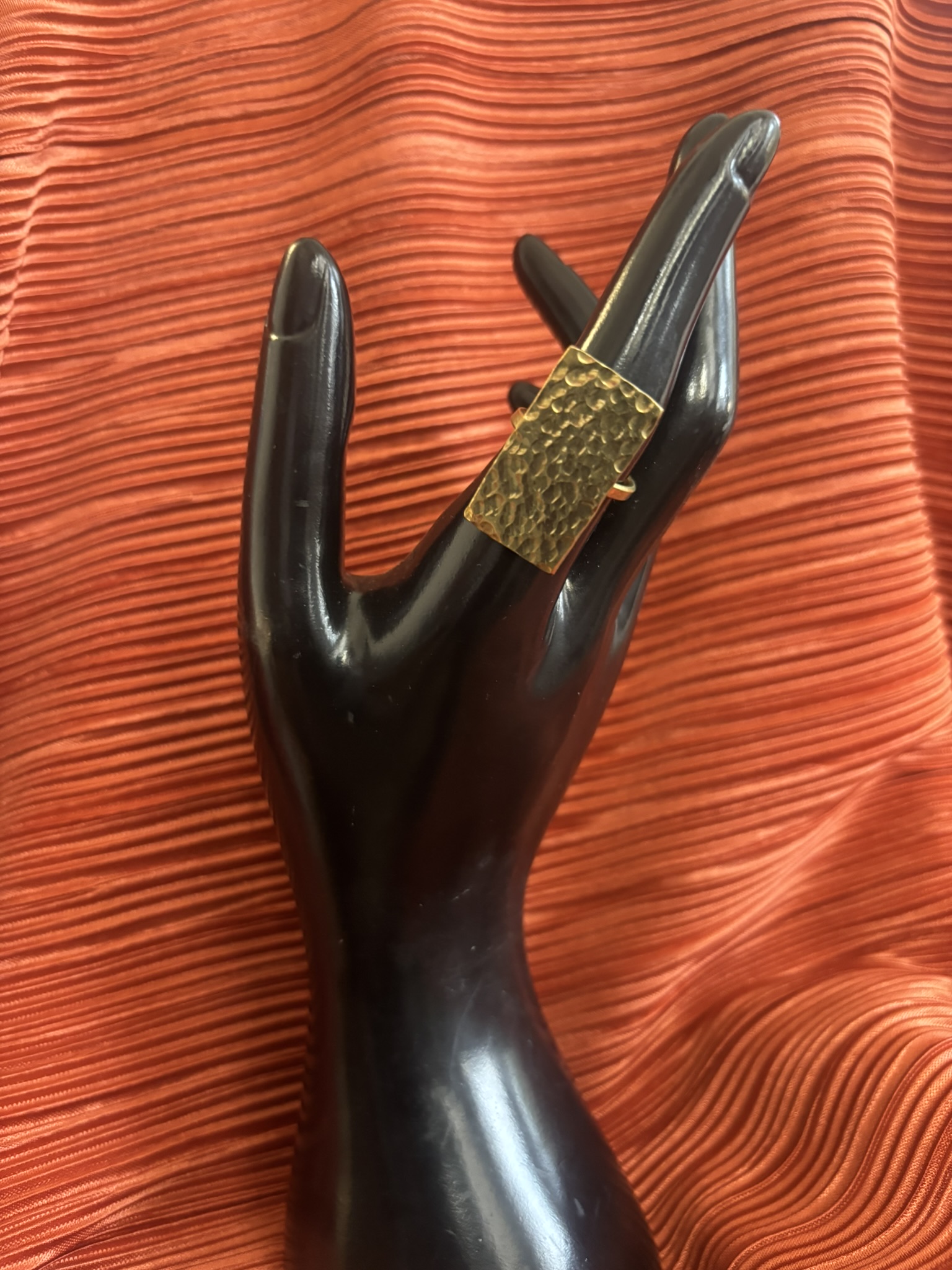 Closed Rectangle Ring