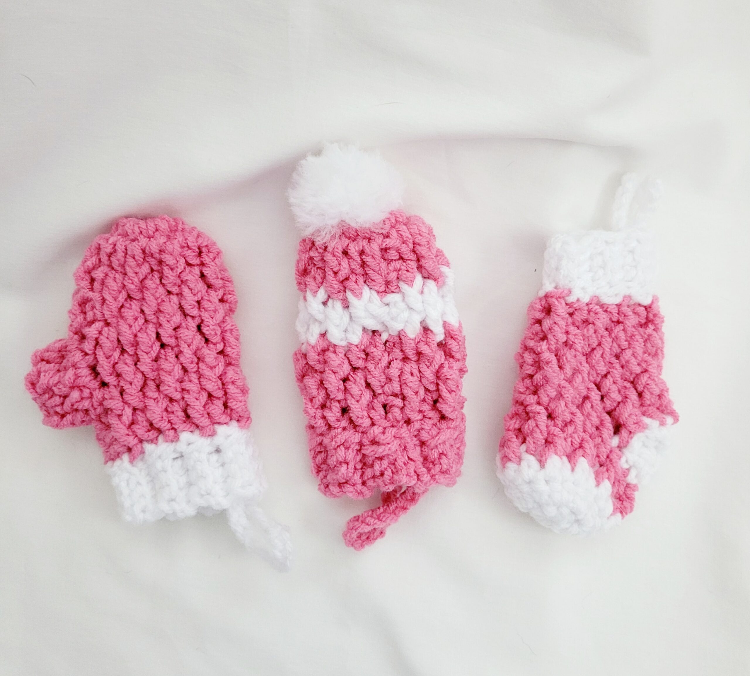 Crochet Holiday Ornament Card Holder - Pink/White Mini Mitten - Image 2