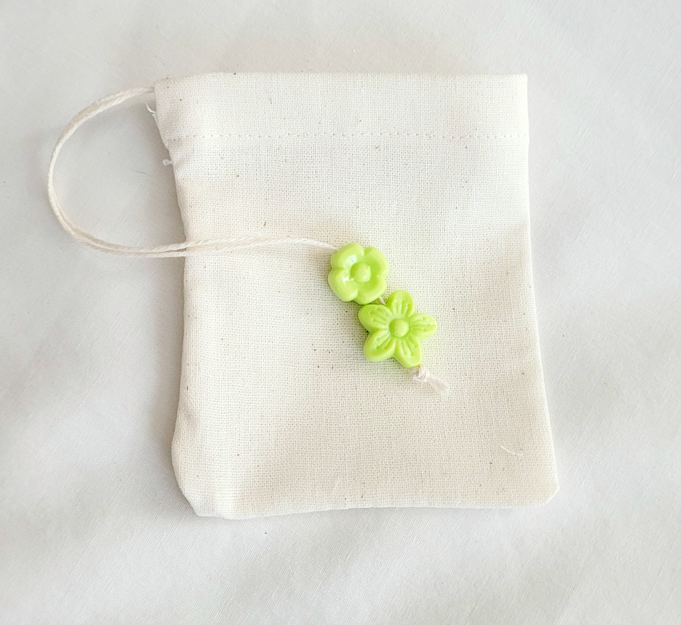 Fabric Reusable Tea Bags – Green Flower Bead