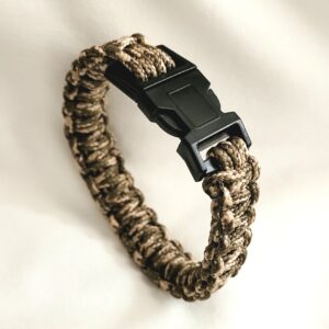 Paracord Unisex Bracelet - Brown Camo