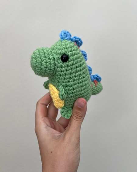Learn To Crochet DIY Kit Beginner Dinosaur Plushie - Image 2