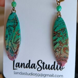 Handmade Hombre Designed sparkling earrings with vintage French bronze wires