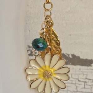 Handmade Daisey Charm 1