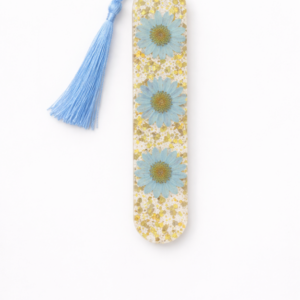 Resin floral bookmark with tassel - blue