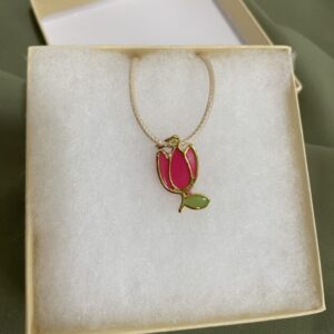 Tulip Pendant Necklace -resin red