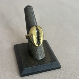 Single Shell Brass Ring