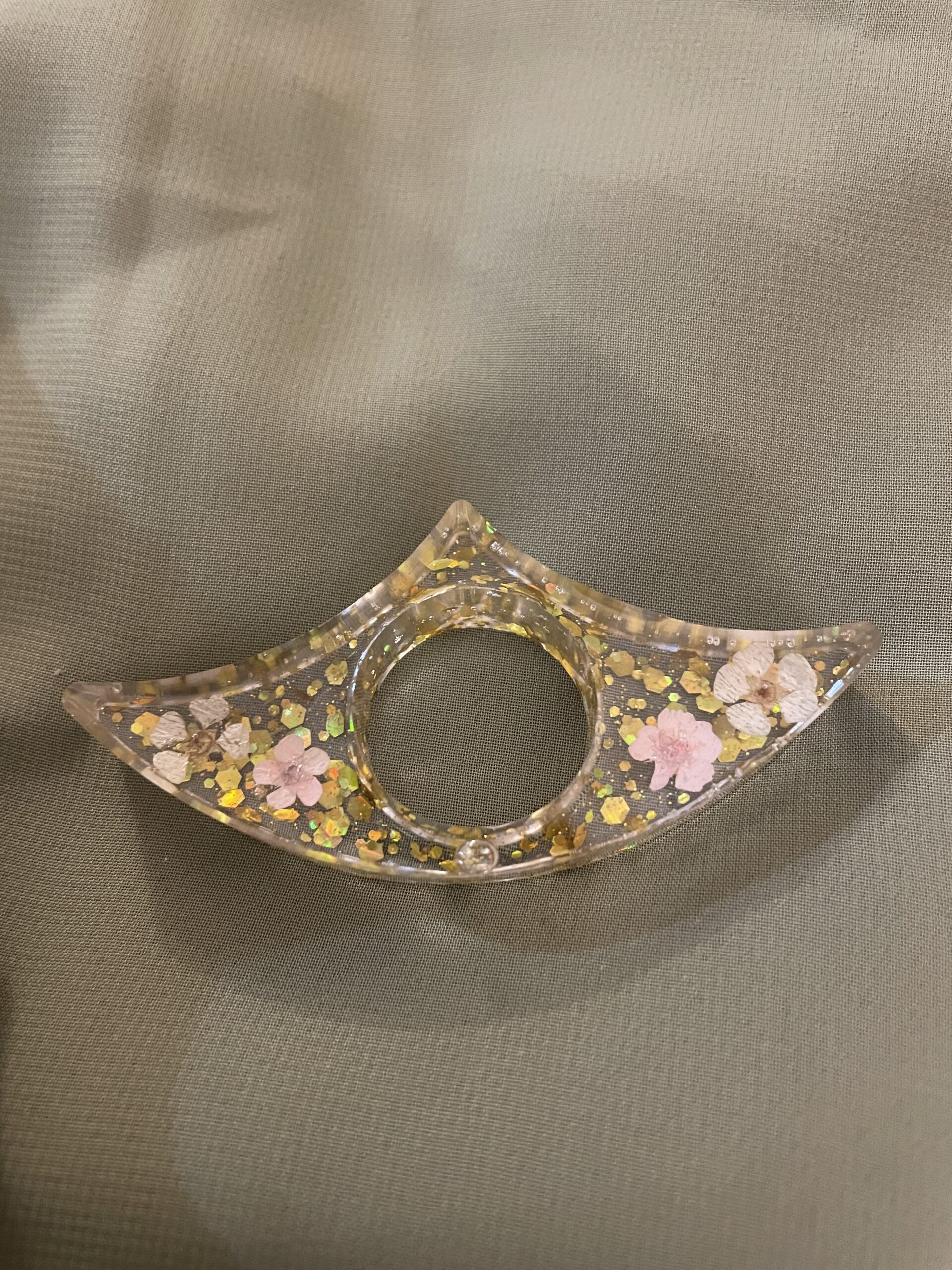 Book Page Holder for Reading -Soft Crescent - Image 3