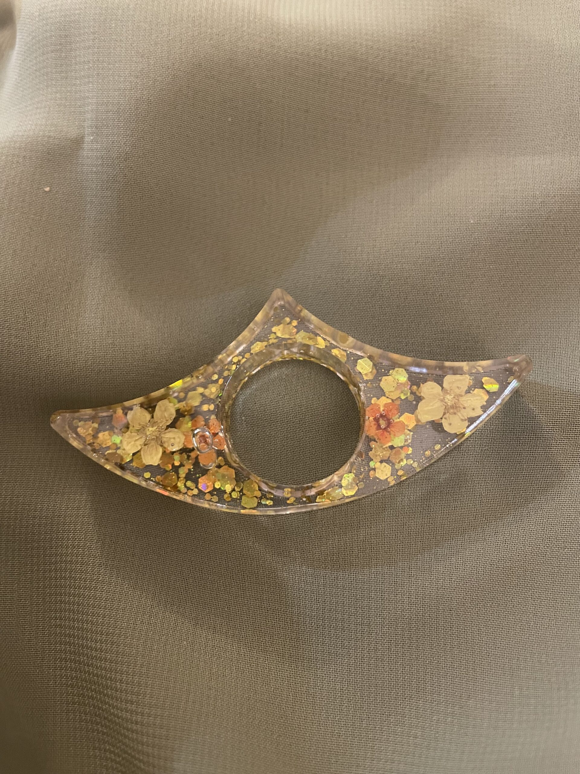 Book Page Holder for Reading -Soft Crescent - Image 5