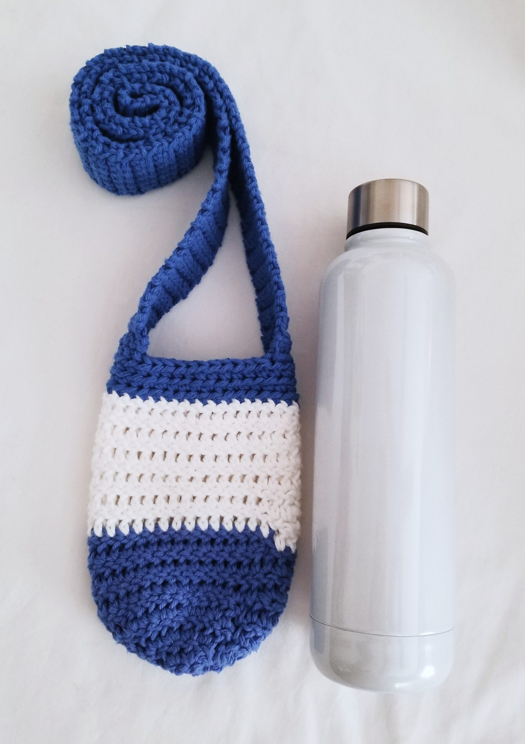 Water Bottle Holder with Strap - Blue/White
